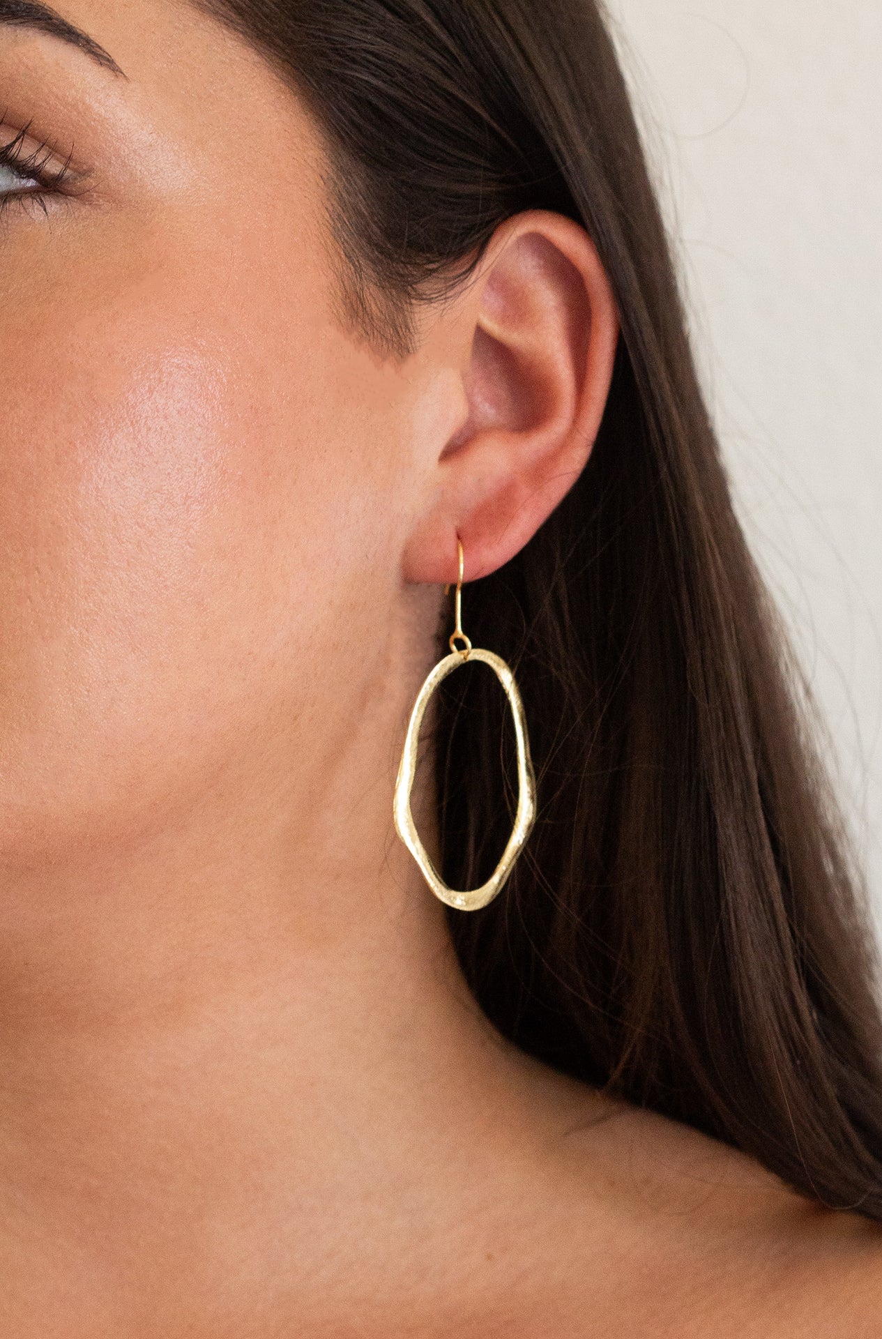 Mateo Oval Organic Earrings