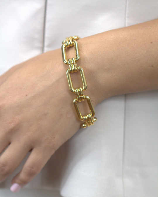 Darla Rectangular Link Bracelet with Magnetic Clasp