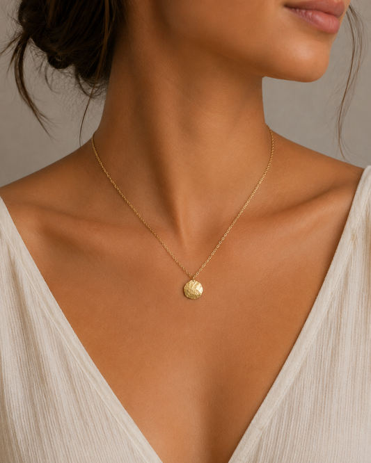 Emilia Delicate coin necklace