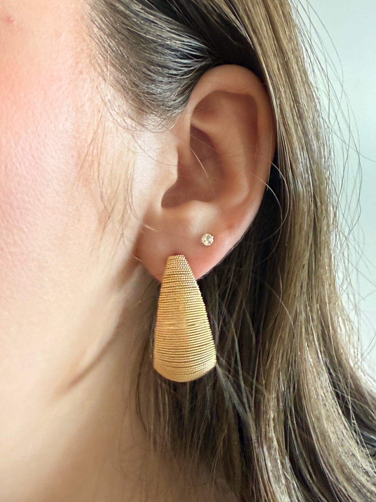 Elsie WIred Hoop