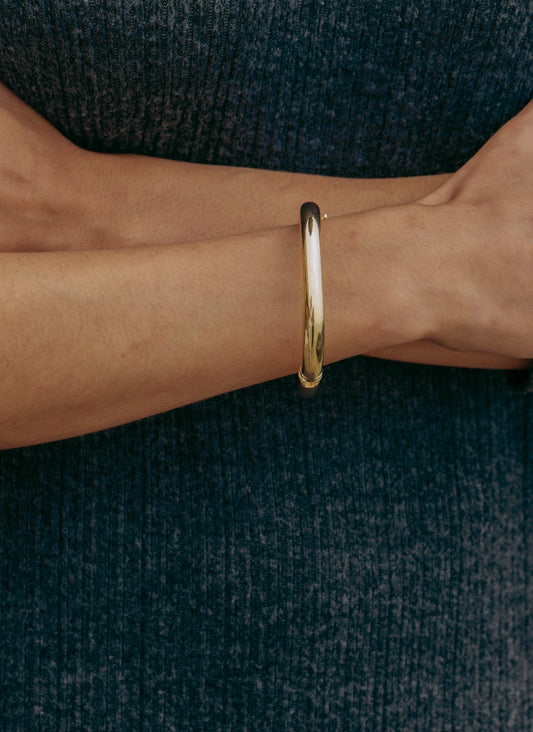 Patti Shiny Snap Closure Bangle