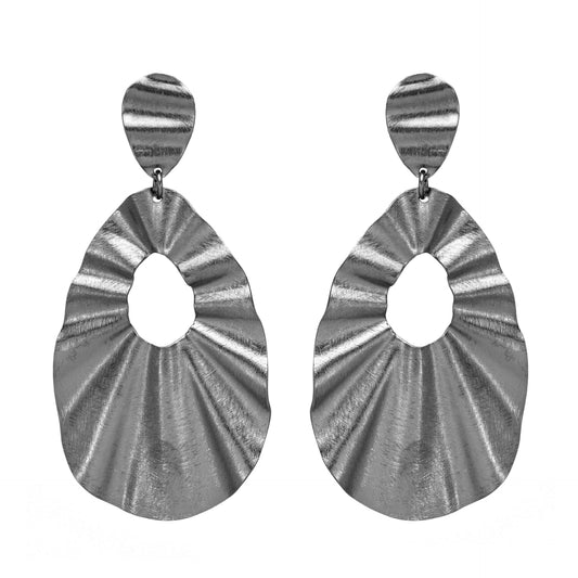 Flavia Wavy Drop Earrings